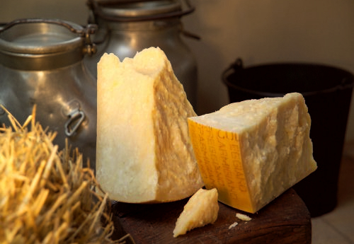 Parmigiano Reggiano: una storia lunga quasi mille anni